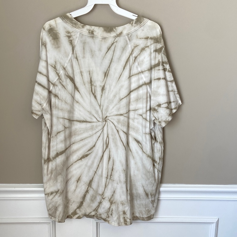 Peach Love‎ California NWOT 100% Cotton Olive Tie-Dye Tee Small Boho Oversized - Picture 8 of 13